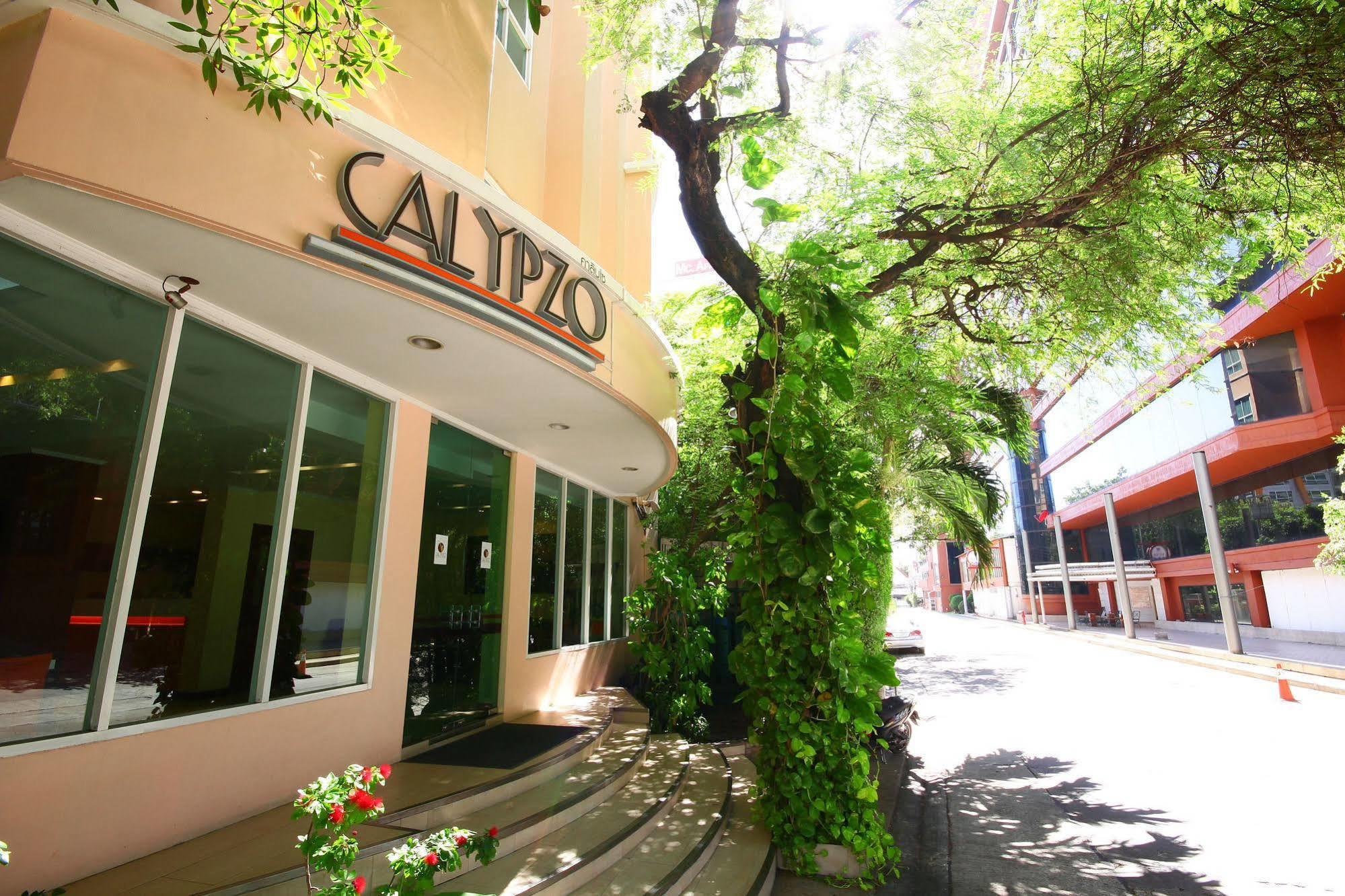 Отель Calypzo Бангкок Экстерьер фото